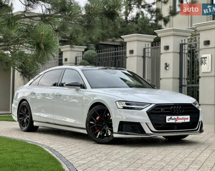 Ауді S8, об'ємом двигуна 4 л та пробігом 76 тис. км за 79900 $, фото 1 на Automoto.ua