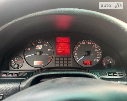 Сірий Ауді S8, об'ємом двигуна 4.2 л та пробігом 220 тис. км за 6800 $, фото 52 на Automoto.ua