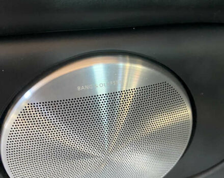 Серый Ауди С8, объемом двигателя 5.2 л и пробегом 193 тыс. км за 20500 $, фото 7 на Automoto.ua