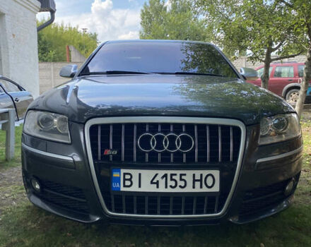 Серый Ауди С8, объемом двигателя 5.2 л и пробегом 193 тыс. км за 20500 $, фото 23 на Automoto.ua