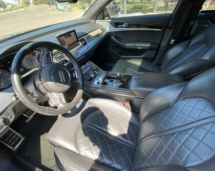 Сірий Ауді S8, об'ємом двигуна 4 л та пробігом 148 тис. км за 34000 $, фото 7 на Automoto.ua