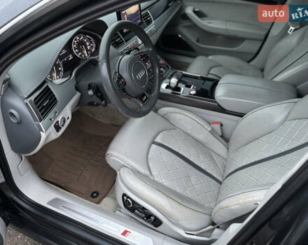 Сірий Ауді S8, об'ємом двигуна 4 л та пробігом 254 тис. км за 19900 $, фото 8 на Automoto.ua
