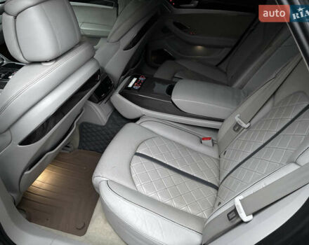 Сірий Ауді S8, об'ємом двигуна 4 л та пробігом 254 тис. км за 19900 $, фото 21 на Automoto.ua