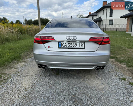 Сірий Ауді S8, об'ємом двигуна 3.99 л та пробігом 69 тис. км за 65000 $, фото 4 на Automoto.ua