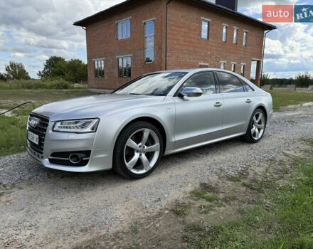 Сірий Ауді S8, об'ємом двигуна 3.99 л та пробігом 69 тис. км за 65000 $, фото 7 на Automoto.ua