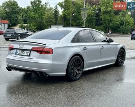 Серый Ауди С8, объемом двигателя 3.99 л и пробегом 147 тыс. км за 42500 $, фото 6 на Automoto.ua
