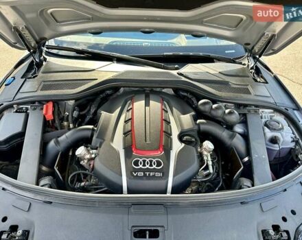 Серый Ауди С8, объемом двигателя 3.99 л и пробегом 147 тыс. км за 42500 $, фото 9 на Automoto.ua
