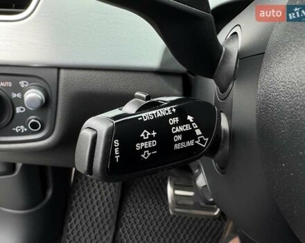 Сірий Ауді S8, об'ємом двигуна 3.99 л та пробігом 135 тис. км за 39999 $, фото 13 на Automoto.ua