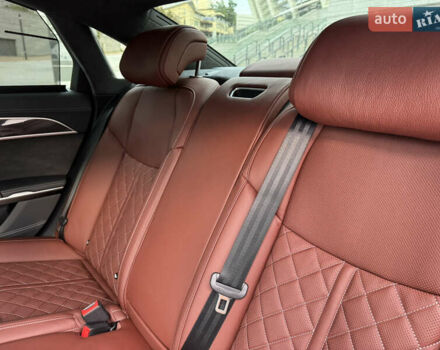 Сірий Ауді S8, об'ємом двигуна 4 л та пробігом 7 тис. км за 150000 $, фото 29 на Automoto.ua