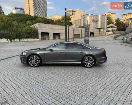 Сірий Ауді S8, об'ємом двигуна 4 л та пробігом 7 тис. км за 150000 $, фото 3 на Automoto.ua