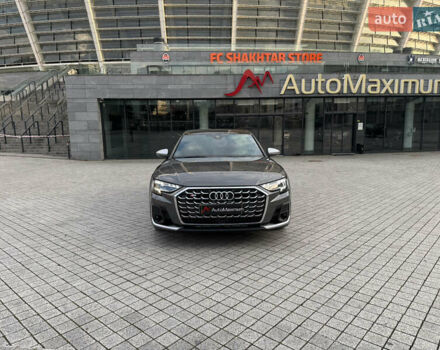 Сірий Ауді S8, об'ємом двигуна 4 л та пробігом 7 тис. км за 150000 $, фото 1 на Automoto.ua