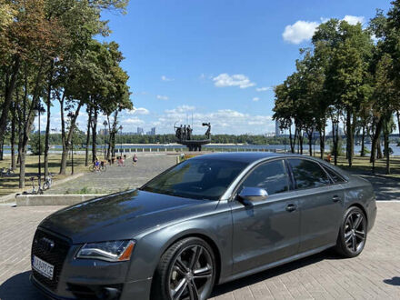 Сірий Ауді S8, об'ємом двигуна 4 л та пробігом 148 тис. км за 34000 $, фото 1 на Automoto.ua