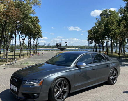 Сірий Ауді S8, об'ємом двигуна 4 л та пробігом 148 тис. км за 34000 $, фото 1 на Automoto.ua