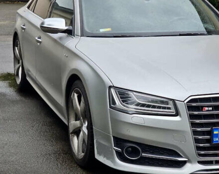 Ауди С8 2014 в Киеве на Automoto.ua Серый Ауди С8, объемом двигателя 3.99 л и пробегом 73 тыс. км за 47999 $, фото 1 на Automoto.ua