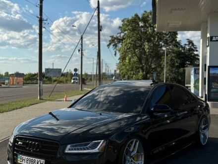 Сірий Ауді S8, об'ємом двигуна 4 л та пробігом 145 тис. км за 28000 $, фото 1 на Automoto.ua