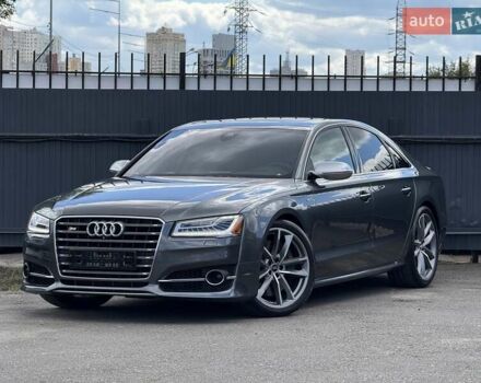 Сірий Ауді S8, об'ємом двигуна 3.99 л та пробігом 135 тис. км за 39999 $, фото 1 на Automoto.ua