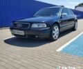 Синий Ауди С8, объемом двигателя 4.2 л и пробегом 338 тыс. км за 8950 $, фото 1 на Automoto.ua