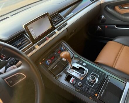 Зелений Ауді S8, об'ємом двигуна 5.2 л та пробігом 69 тис. км за 48900 $, фото 14 на Automoto.ua