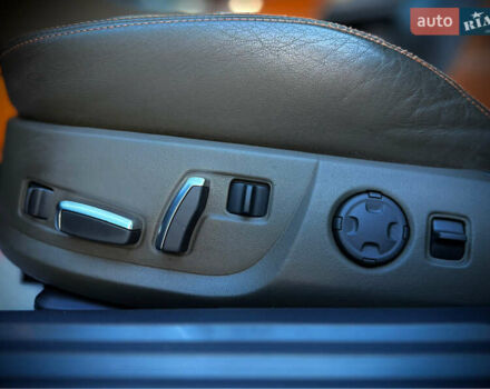 Зеленый Ауди С8, объемом двигателя 5.2 л и пробегом 69 тыс. км за 49000 $, фото 52 на Automoto.ua