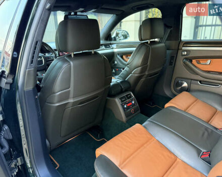 Зеленый Ауди С8, объемом двигателя 5.2 л и пробегом 69 тыс. км за 49000 $, фото 44 на Automoto.ua