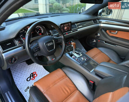 Зеленый Ауди С8, объемом двигателя 5.2 л и пробегом 69 тыс. км за 49000 $, фото 42 на Automoto.ua