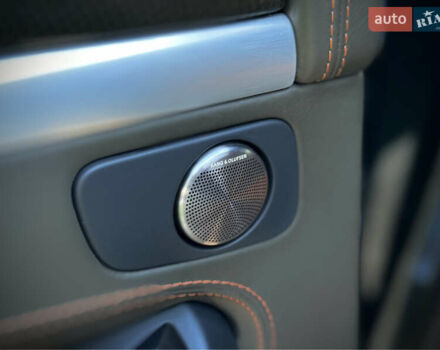 Зеленый Ауди С8, объемом двигателя 5.2 л и пробегом 69 тыс. км за 49000 $, фото 54 на Automoto.ua