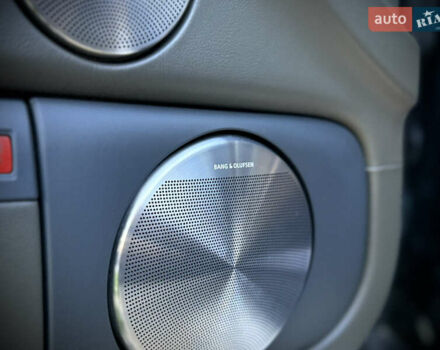 Зеленый Ауди С8, объемом двигателя 5.2 л и пробегом 69 тыс. км за 49000 $, фото 55 на Automoto.ua