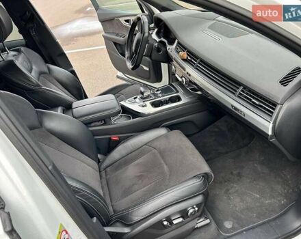 Белый Ауди SQ7, объемом двигателя 4 л и пробегом 160 тыс. км за 52000 $, фото 11 на Automoto.ua