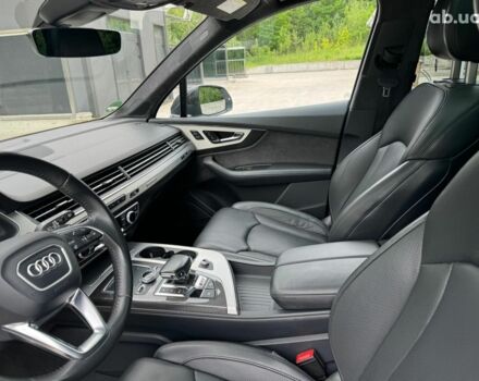 Белый Ауди SQ7, объемом двигателя 4 л и пробегом 226 тыс. км за 49990 $, фото 3 на Automoto.ua