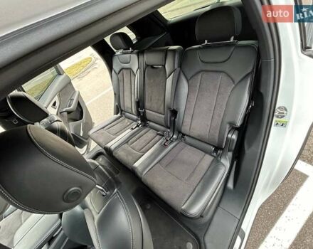 Белый Ауди SQ7, объемом двигателя 4 л и пробегом 160 тыс. км за 52000 $, фото 12 на Automoto.ua