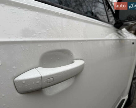 Белый Ауди SQ7, объемом двигателя 3.96 л и пробегом 206 тыс. км за 44000 $, фото 24 на Automoto.ua