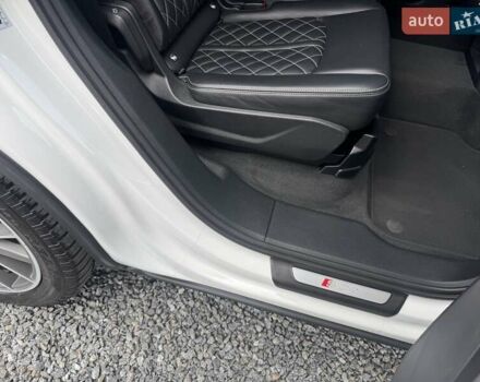 Білий Ауді SQ7, об'ємом двигуна 3.96 л та пробігом 124 тис. км за 57900 $, фото 35 на Automoto.ua