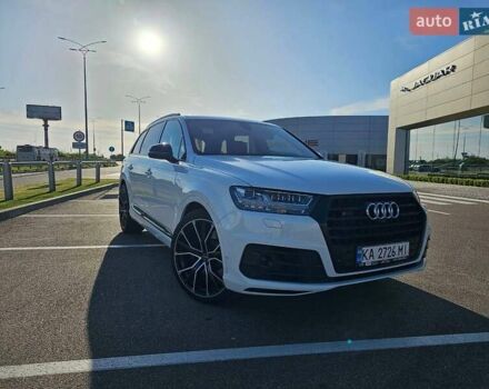 Белый Ауди SQ7, объемом двигателя 4 л и пробегом 160 тыс. км за 52000 $, фото 1 на Automoto.ua
