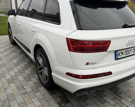 Белый Ауди SQ7, объемом двигателя 3.96 л и пробегом 206 тыс. км за 45000 $, фото 1 на Automoto.ua