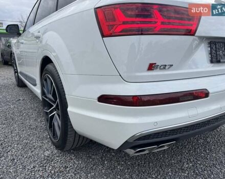 Белый Ауди SQ7, объемом двигателя 3.96 л и пробегом 124 тыс. км за 55900 $, фото 36 на Automoto.ua