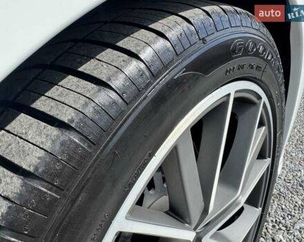 Білий Ауді SQ7, об'ємом двигуна 3.96 л та пробігом 124 тис. км за 57900 $, фото 60 на Automoto.ua