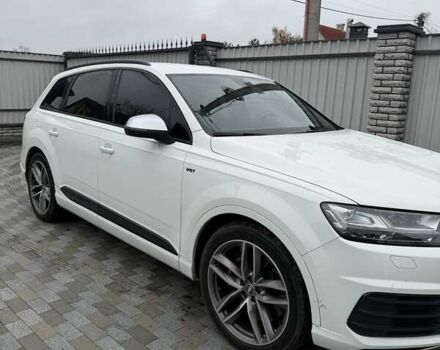 Белый Ауди SQ7, объемом двигателя 3.96 л и пробегом 206 тыс. км за 45000 $, фото 2 на Automoto.ua