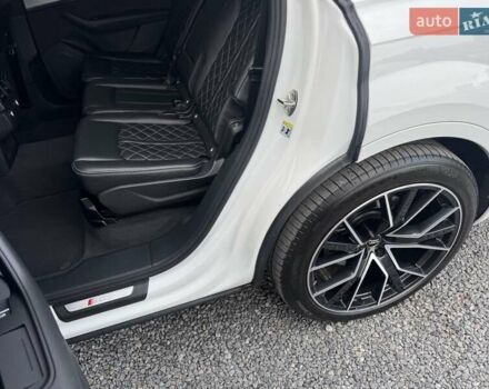 Белый Ауди SQ7, объемом двигателя 3.96 л и пробегом 124 тыс. км за 55900 $, фото 35 на Automoto.ua