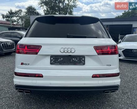 Білий Ауді SQ7, об'ємом двигуна 3.96 л та пробігом 124 тис. км за 57900 $, фото 135 на Automoto.ua