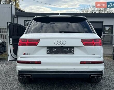 Белый Ауди SQ7, объемом двигателя 3.96 л и пробегом 124 тыс. км за 55900 $, фото 84 на Automoto.ua