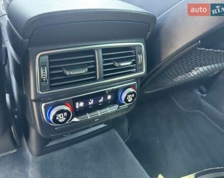 Белый Ауди SQ7, объемом двигателя 3.96 л и пробегом 206 тыс. км за 45000 $, фото 6 на Automoto.ua