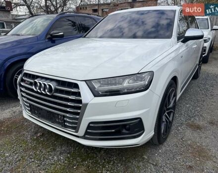 Белый Ауди SQ7, объемом двигателя 3.96 л и пробегом 124 тыс. км за 55900 $, фото 3 на Automoto.ua