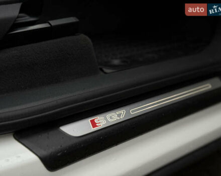 Белый Ауди SQ7, объемом двигателя 3.96 л и пробегом 206 тыс. км за 44000 $, фото 45 на Automoto.ua