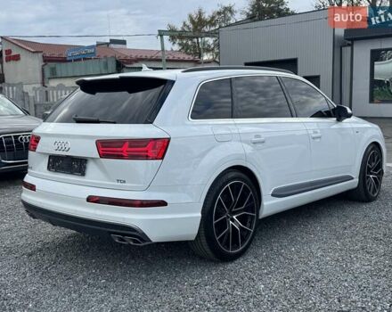 Белый Ауди SQ7, объемом двигателя 3.96 л и пробегом 124 тыс. км за 55900 $, фото 87 на Automoto.ua