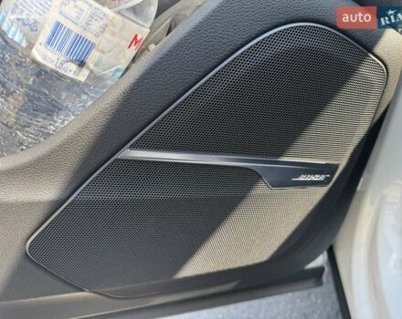 Белый Ауди SQ7, объемом двигателя 3.96 л и пробегом 206 тыс. км за 45000 $, фото 17 на Automoto.ua