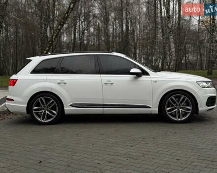 Белый Ауди SQ7, объемом двигателя 3.96 л и пробегом 206 тыс. км за 44000 $, фото 4 на Automoto.ua