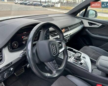Белый Ауди SQ7, объемом двигателя 4 л и пробегом 160 тыс. км за 52000 $, фото 17 на Automoto.ua