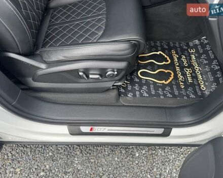 Білий Ауді SQ7, об'ємом двигуна 3.96 л та пробігом 124 тис. км за 57900 $, фото 40 на Automoto.ua