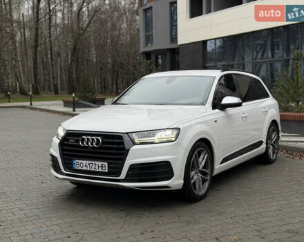 Белый Ауди SQ7, объемом двигателя 3.96 л и пробегом 206 тыс. км за 44000 $, фото 1 на Automoto.ua