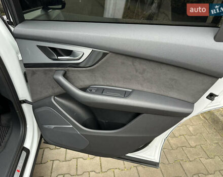 Белый Ауди SQ7, объемом двигателя 3.96 л и пробегом 128 тыс. км за 56500 $, фото 16 на Automoto.ua